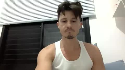 Snapshot of leomantovani chatting on 22, 12, 2025 leomantovani online show from 22, 12, 2025