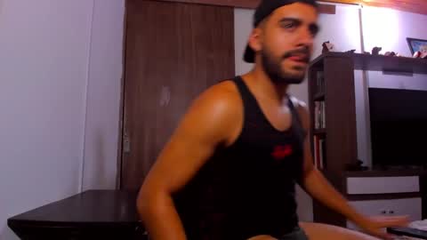 Leon Hart online show from 24, 1, 2025