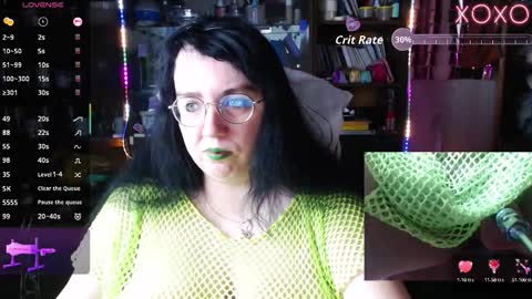 Snapshot of leona_harrison chatting on 9, 10, 2025 Leona Harrison online show from 9, 10, 2025