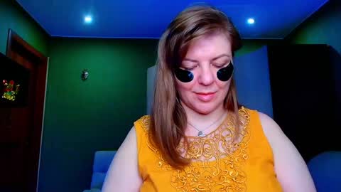 Snapshot of leona_tracie chatting on 14, 5, 2026 Leona tracie online show from 14, 5, 2026