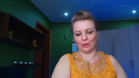 Snapshot of leona_tracie chatting on 31, 5, 2026 Leona tracie online show from 31, 5, 2026