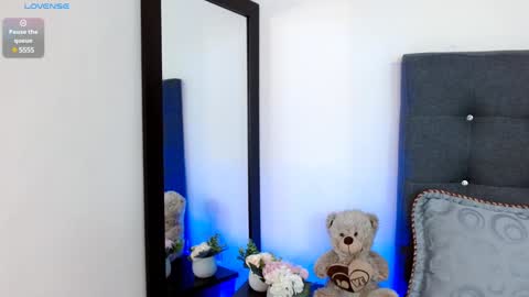 LUCY online show from 30, 1, 2025