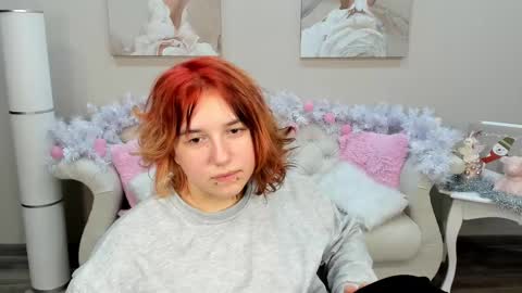 Snapshot of leonaleman chatting on 7, 1, 2025 LeonaLeman online show from 7, 1, 2025