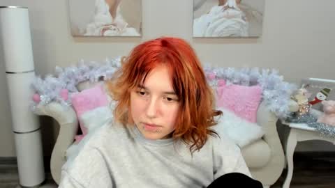 Snapshot of leonaleman chatting on 7, 1, 2025 LeonaLeman online show from 7, 1, 2025