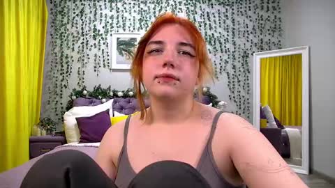 Snapshot of leonaleman chatting on 12, 1, 2025 LeonaLeman online show from 12, 1, 2025