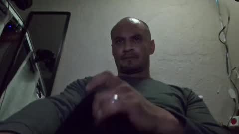 leonar0101 online show from 17, 12, 2024