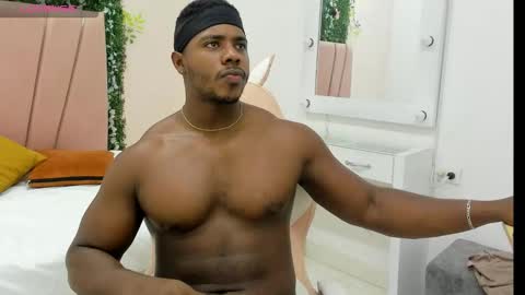 Leandro jones online show from 14, 11, 2025