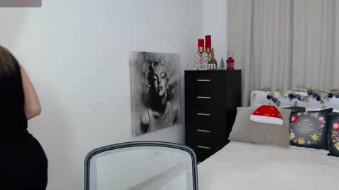 Snapshot of leone_noire chatting on 6, 1, 2026 Leone Noir online show from 6, 1, 2026