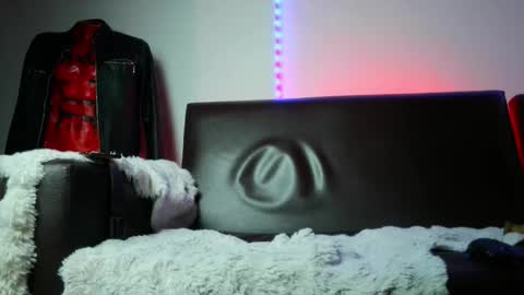 Lenardo jaramillo online show from 11, 12, 2024