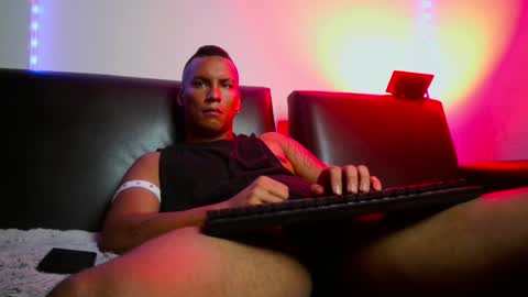 Lenardo jaramillo online show from 22, 1, 2025