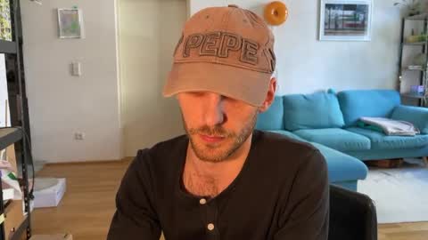 Leon online show from 23, 4, 2026