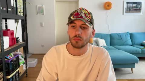 Leon online show from 26, 4, 2026