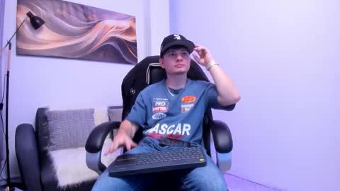 Leo  online show from 14, 11, 2025