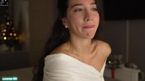 Leora online show from 16, 12, 2024