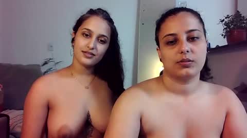 lesbiancouplebrazil2025 online show from 24, 1, 2025
