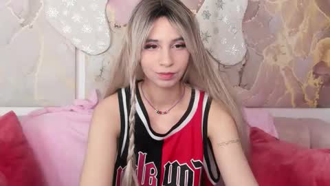 Snapshot of lesilos chatting on 7, 1, 2026 Eveline online show from 7, 1, 2026