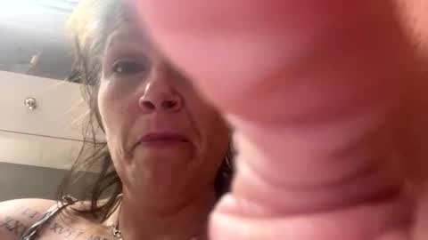lesleymarie0404 online show from 24, 5, 2026