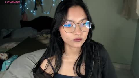 Snapshot of leslie__anderson chatting on 22, 5, 2026 Leslie online show from 22, 5, 2026