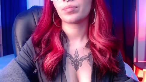 Less  online show from 25, 1, 2025