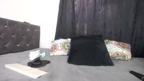 Snapshot of lessliee chatting on 13, 12, 2024 lessliee online show from 13, 12, 2024