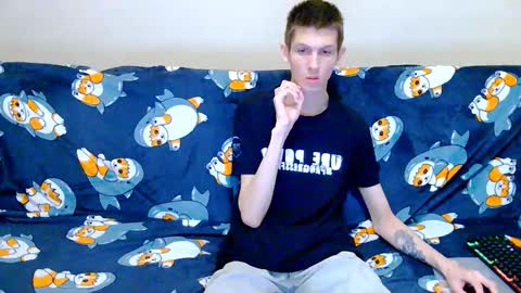 Snapshot of lester_broo chatting on 18, 12, 2025 lester_broo online show from 18, 12, 2025