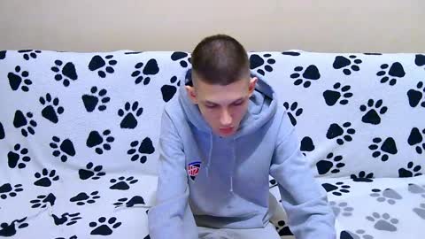 lester_broo online show from 4, 4, 2026