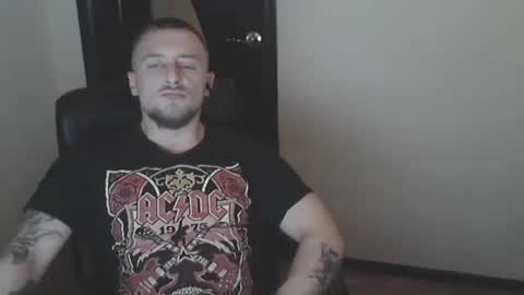 Snapshot of lev1ngston chatting on 8, 1, 2025 lev1ngston online show from 8, 1, 2025