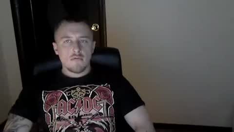 Snapshot of lev1ngston chatting on 12, 1, 2025 lev1ngston online show from 12, 1, 2025