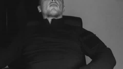 Snapshot of lev1ngston chatting on 9, 9, 2025 lev1ngston online show from 9, 9, 2025