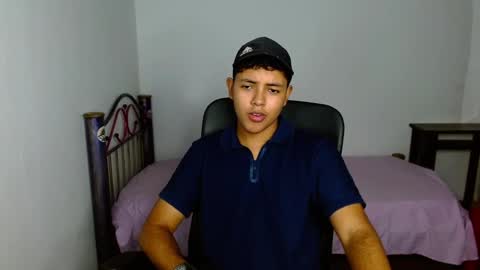 Snapshot of levii_7 chatting on 10, 9, 2025 0600AM-1200PM - online show from 10, 9, 2025