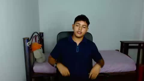 Snapshot of levii_7 chatting on 11, 9, 2025 0600AM-1200PM - online show from 11, 9, 2025