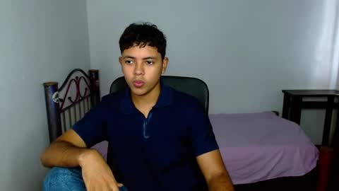 Snapshot of levii_7 chatting on 14, 9, 2025 0600AM-1200PM - online show from 14, 9, 2025