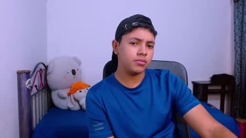 Snapshot of levii_7 chatting on 3, 12, 2025 0600AM-1200PM - online show from 3, 12, 2025