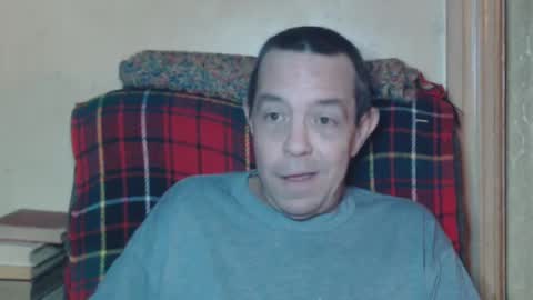 Snapshot of levon48 chatting on 25, 12, 2024 levon48 online show from 25, 12, 2024