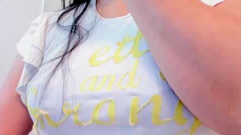 Gabrielle online show from 9, 11, 2025