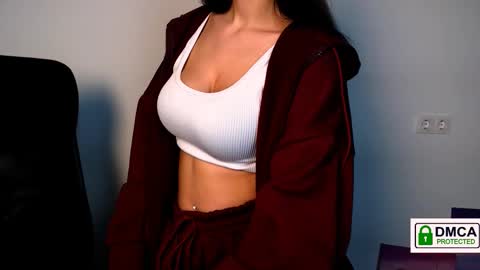 Snapshot of lexi_jos chatting on 8, 10, 2025 Alexia online show from 8, 10, 2025