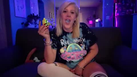 Snapshot of lexi_shocker chatting on 16, 12, 2025 Lexi online show from 16, 12, 2025