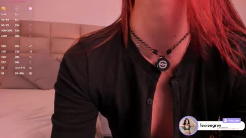 Snapshot of lexiee_grey_ chatting on 24, 10, 2025 Lexie online show from 24, 10, 2025