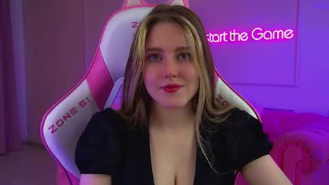 Snapshot of lexireadway chatting on 14, 5, 2026 Lexi online show from 14, 5, 2026
