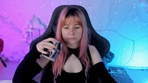Snapshot of lexiwenford chatting on 4, 2, 2025 Lexi Wenford NO NUDE GODDESS online show from 4, 2, 2025