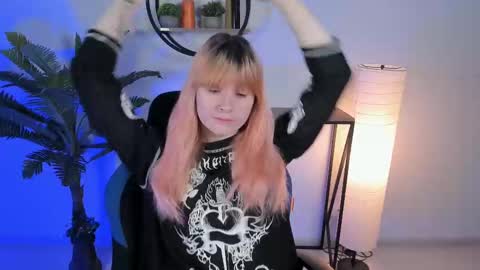 Snapshot of lexiwenford chatting on 25, 2, 2025 Lexi Wenford NO NUDE GODDESS online show from 25, 2, 2025