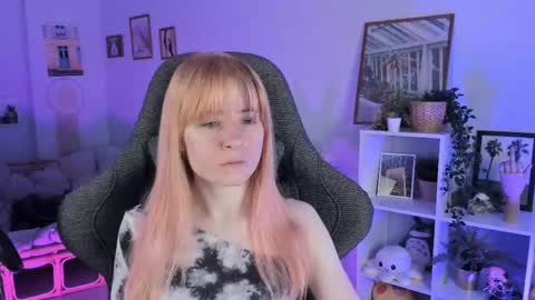 Snapshot of lexiwenford chatting on 4, 3, 2025 Lexi Wenford NO NUDE GODDESS online show from 4, 3, 2025