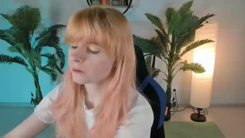 Snapshot of lexiwenford chatting on 11, 3, 2025 Lexi Wenford NO NUDE GODDESS online show from 11, 3, 2025