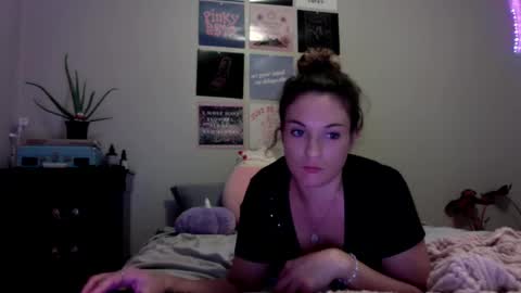 Snapshot of lexwyoex chatting on 3, 10, 2025 lexwyoex online show from 3, 10, 2025