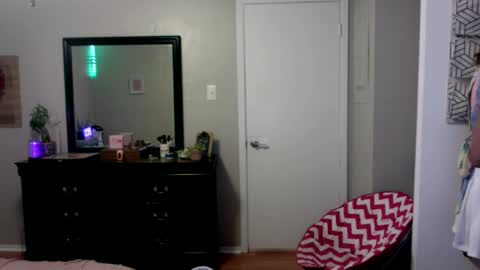 Snapshot of lexwyoex chatting on 7, 10, 2025 lexwyoex online show from 7, 10, 2025