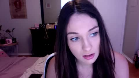 Snapshot of lexwyoex chatting on 4, 11, 2025 lexwyoex online show from 4, 11, 2025