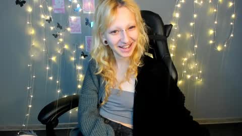 Lexy online show from 5, 2, 2025