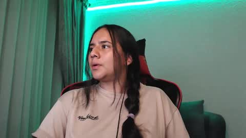 Lexy Davis online show from 28, 1, 2025