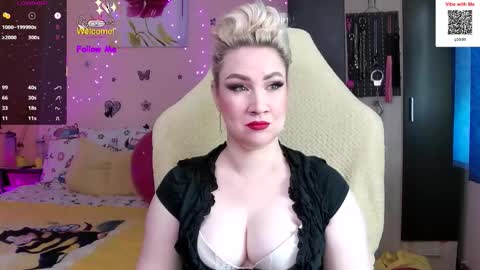 Snapshot of lexygold chatting on 19, 10, 2025 Lexy online show from 19, 10, 2025