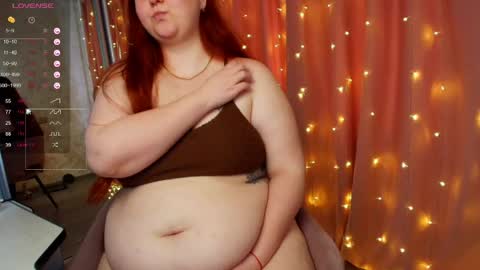 Snapshot of leyaloveee chatting on 5, 6, 2026 Your Leya online show from 5, 6, 2026